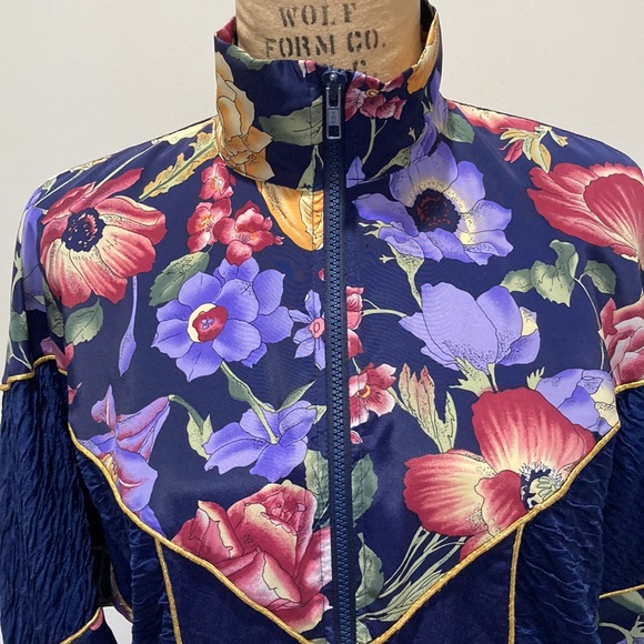 Vintage Wind Breaker by Silver Threads - Picture 6 of 10